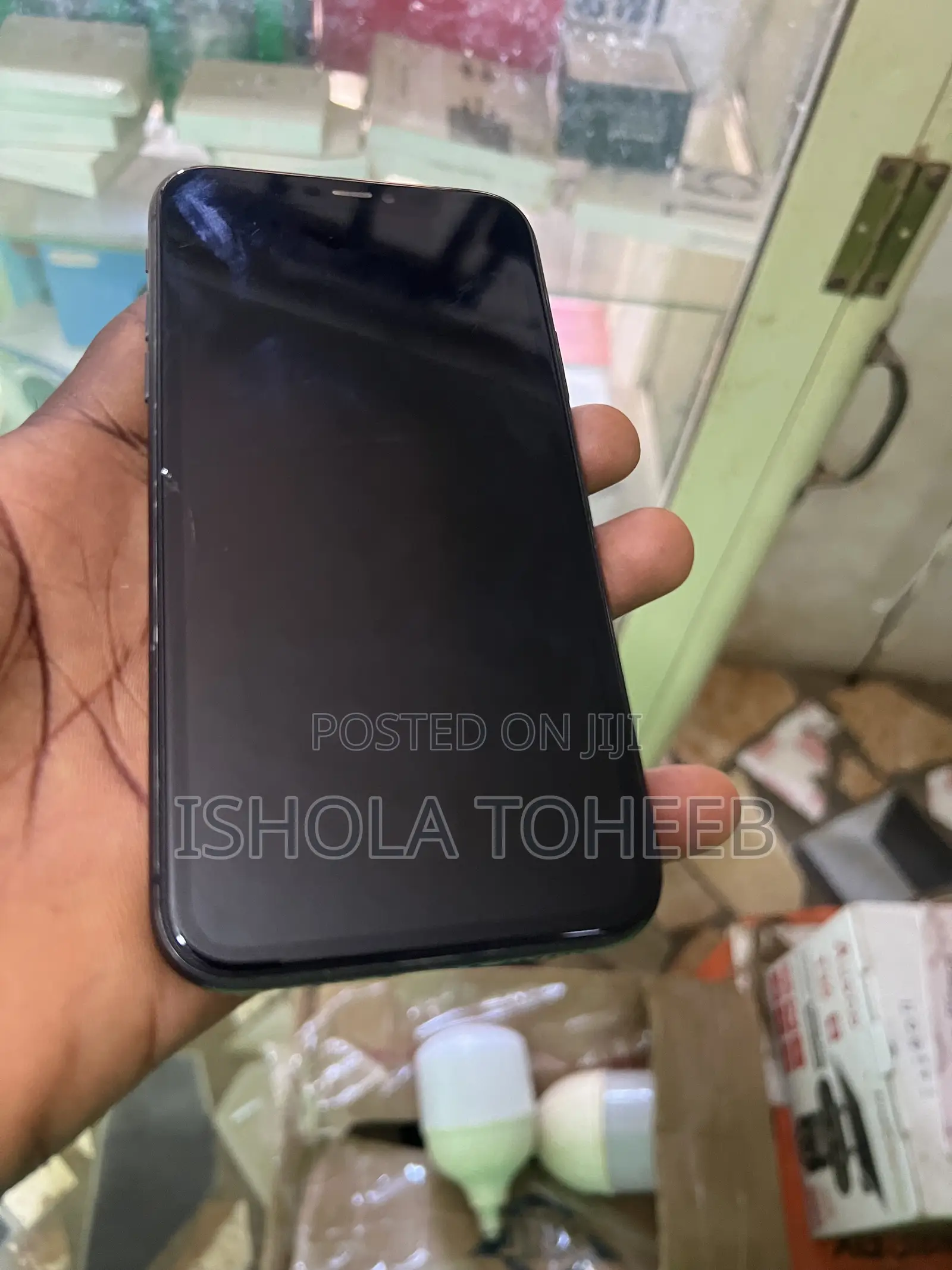Apple iPhone 11 64 GB Black