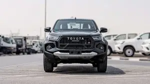 New Toyota Hilux 2025 Black
