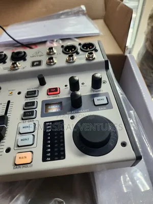 Behringer Flow 8 8-Input Digital Mixer With Bluetooth Audio and App