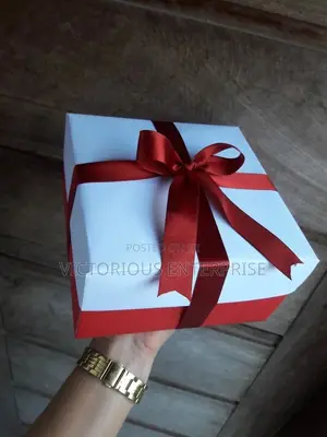 Premium Gift Boxes for Luxury Gifts | Banana Island
