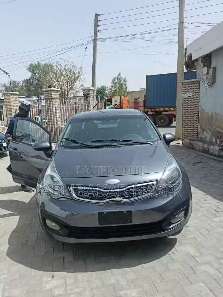Kia Rio 2013 Beige