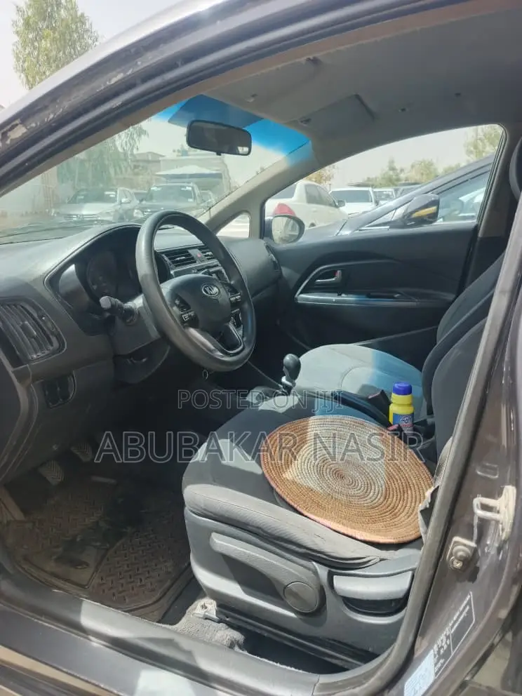 Kia Rio 2013 Beige