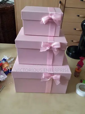 Decorative Gift Boxes – Various Sizes | Oniru