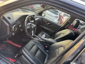 Mercedes-Benz GLK-Class 350 4MATIC 2013 Gray