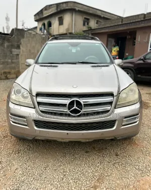 Mercedes-Benz GL-Class 2007 Brown
