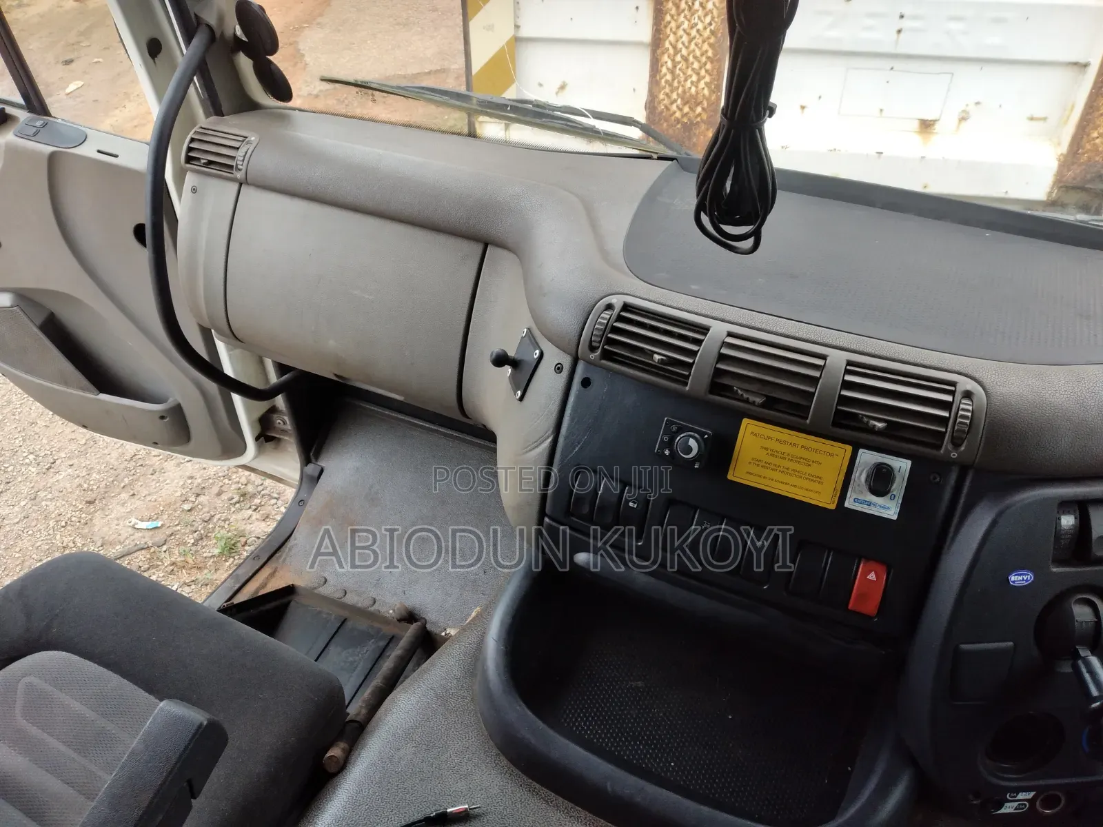 Daf 65/220 White 2011