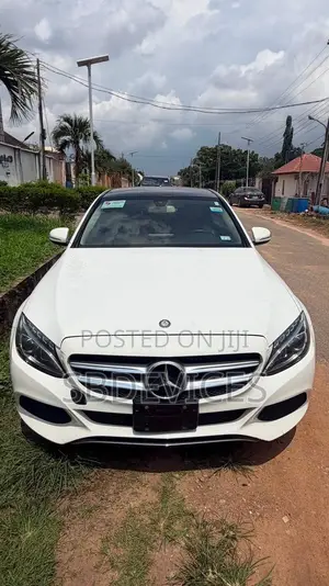 Mercedes-Benz C300 2015 White