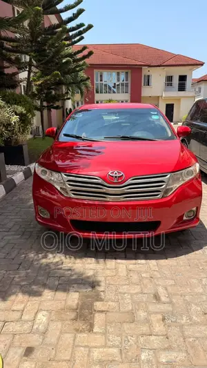 Toyota Venza 2011 Red