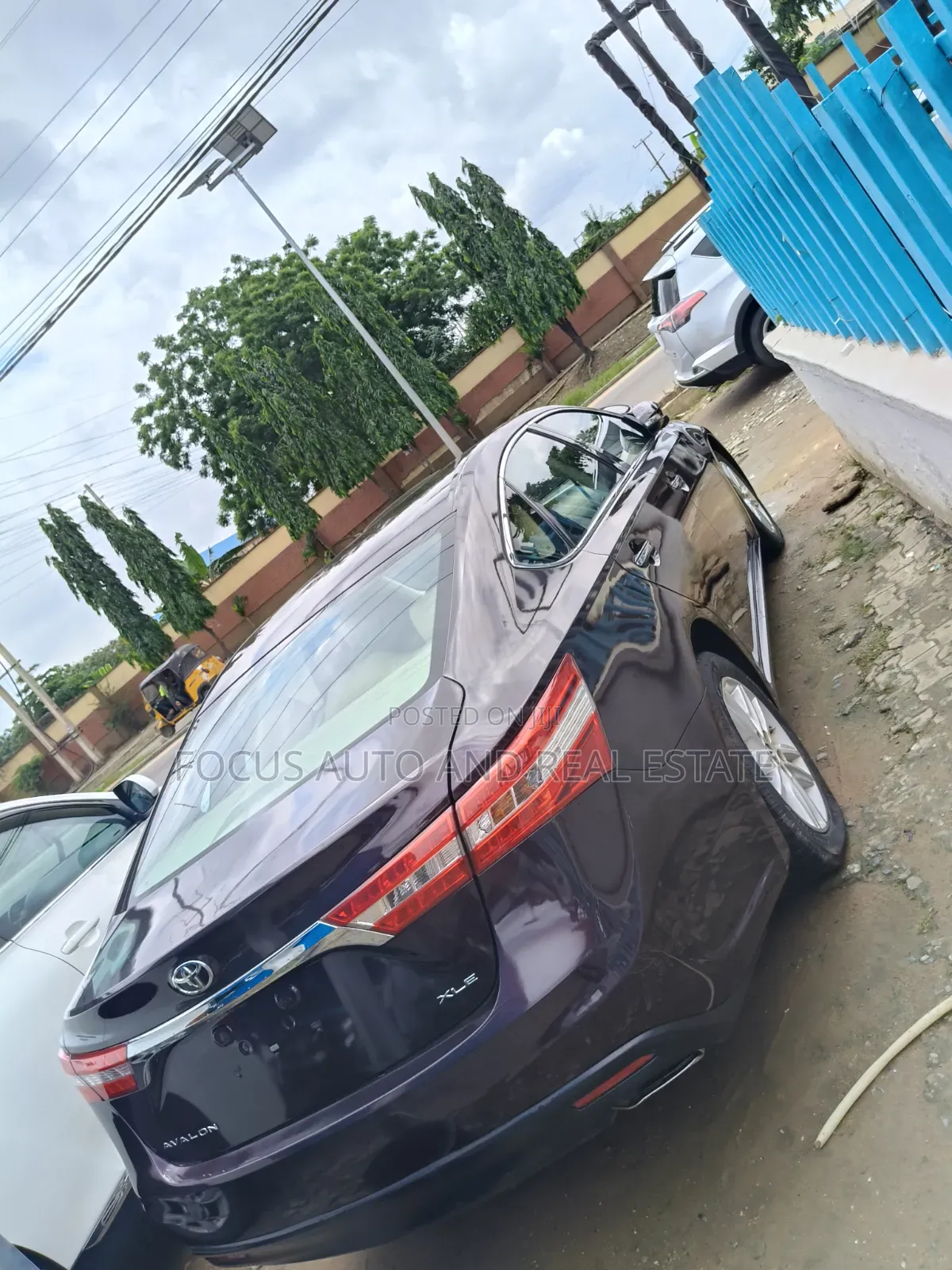 Toyota Avalon 2015 Brown