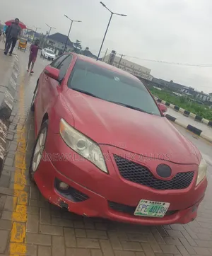 Toyota Camry 2010 Red