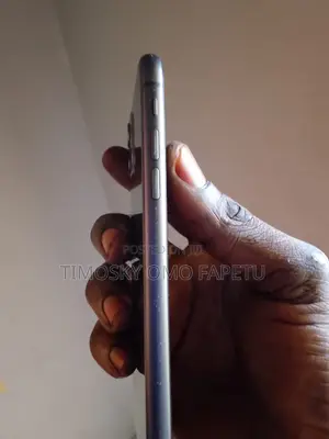 Apple iPhone 11 64 GB Black