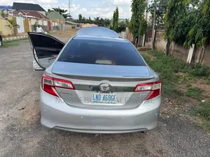 Toyota Camry 2014 Silver