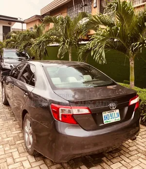 Toyota Camry 2012 Gray