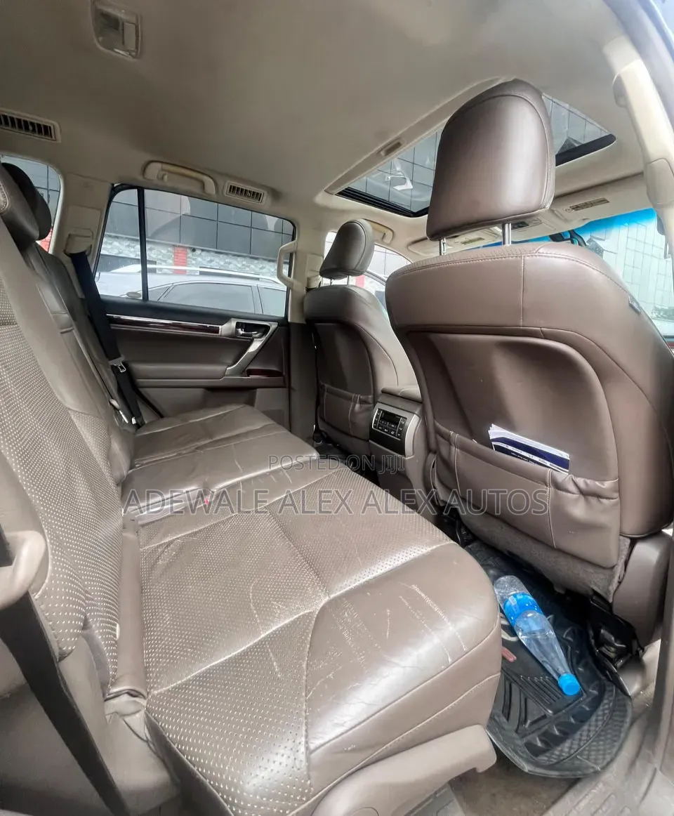 Lexus GX 2012 Black
