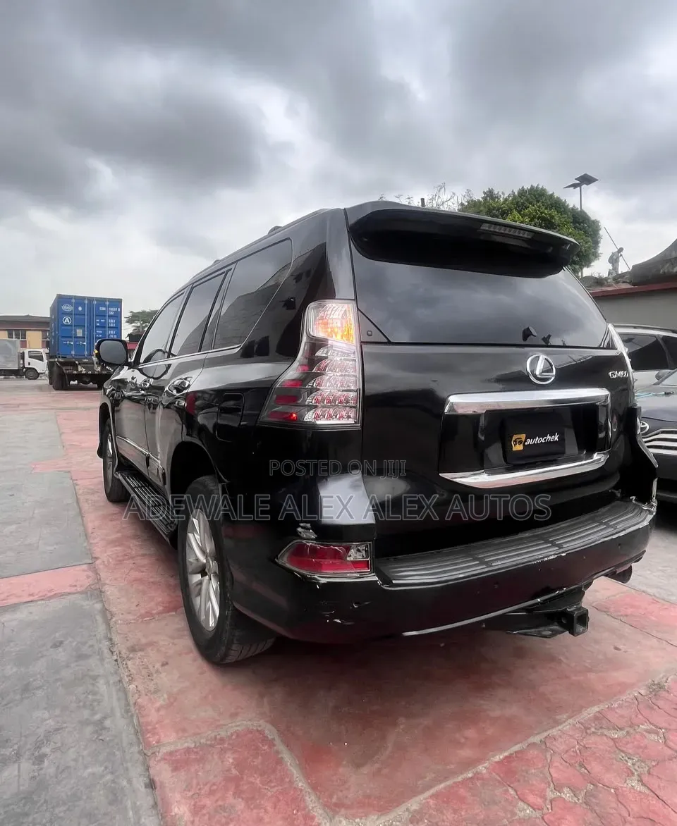 Lexus GX 2012 Black