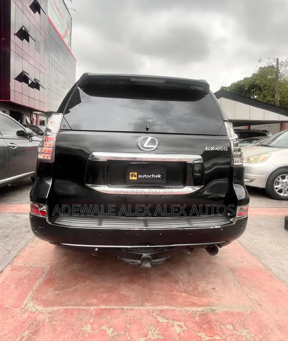 Lexus GX 2012 Black