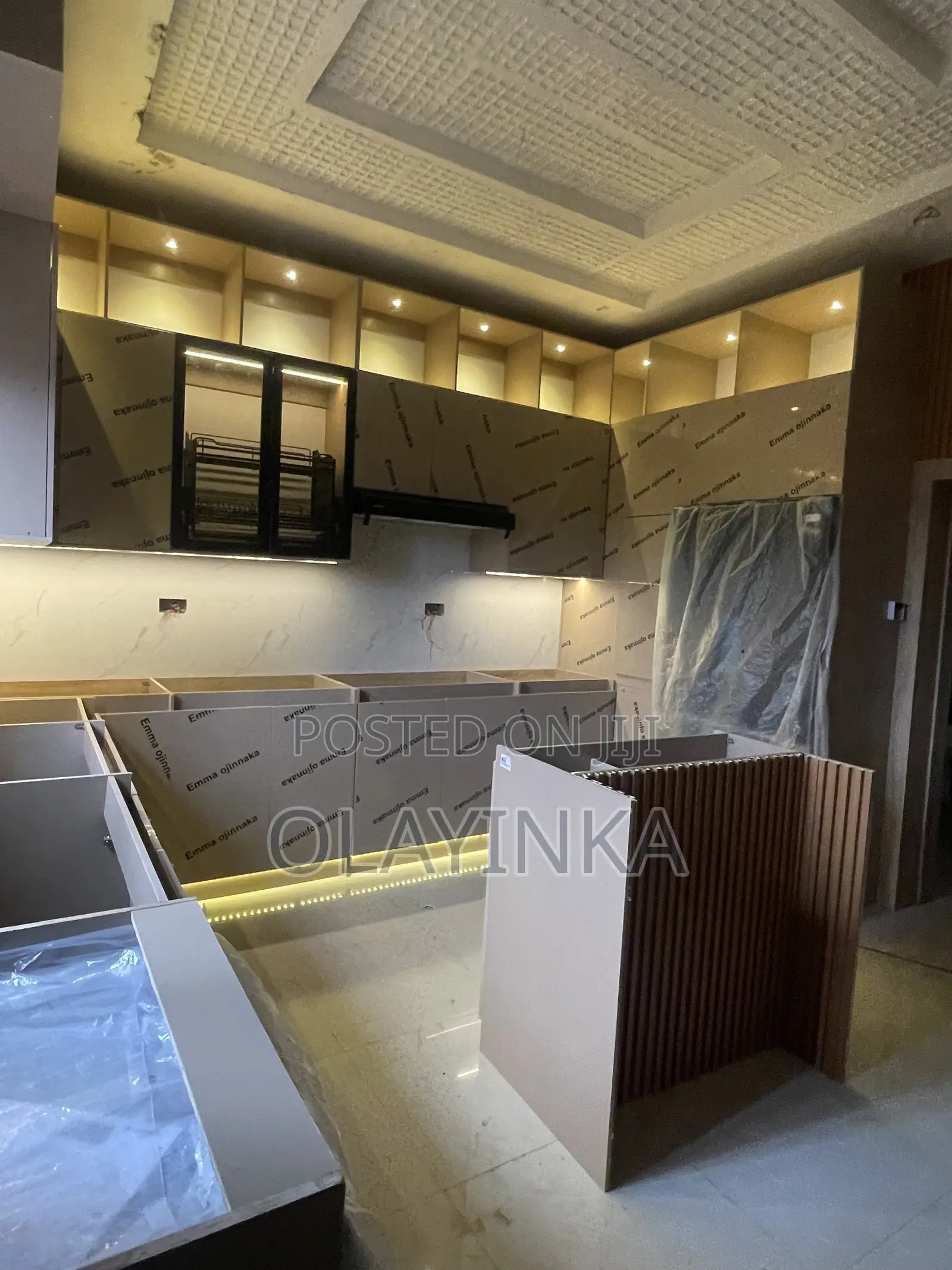 Modern Kitchen Cabinet