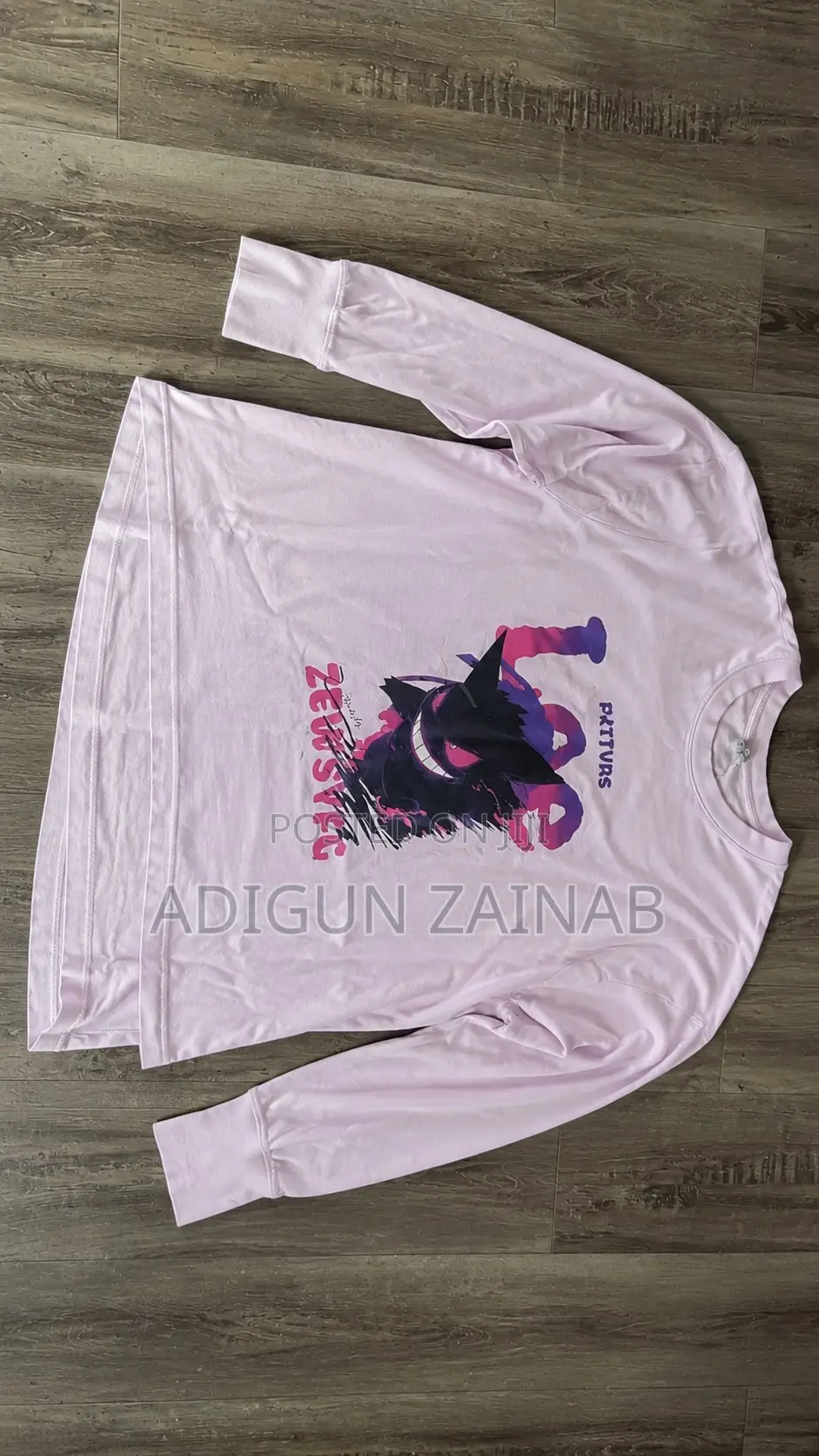 Sweatshirt