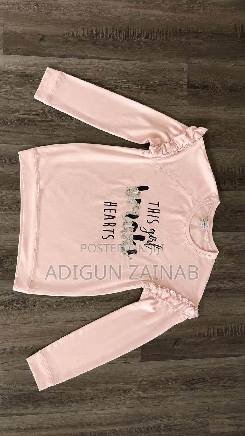 Sweatshirt
