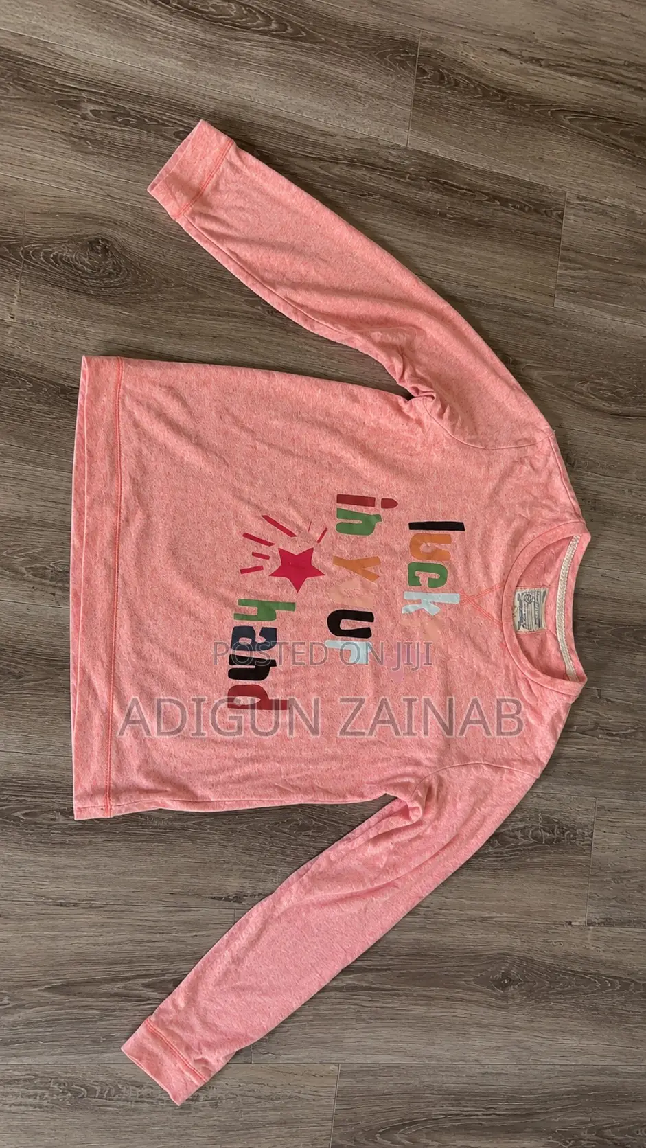 Sweatshirt