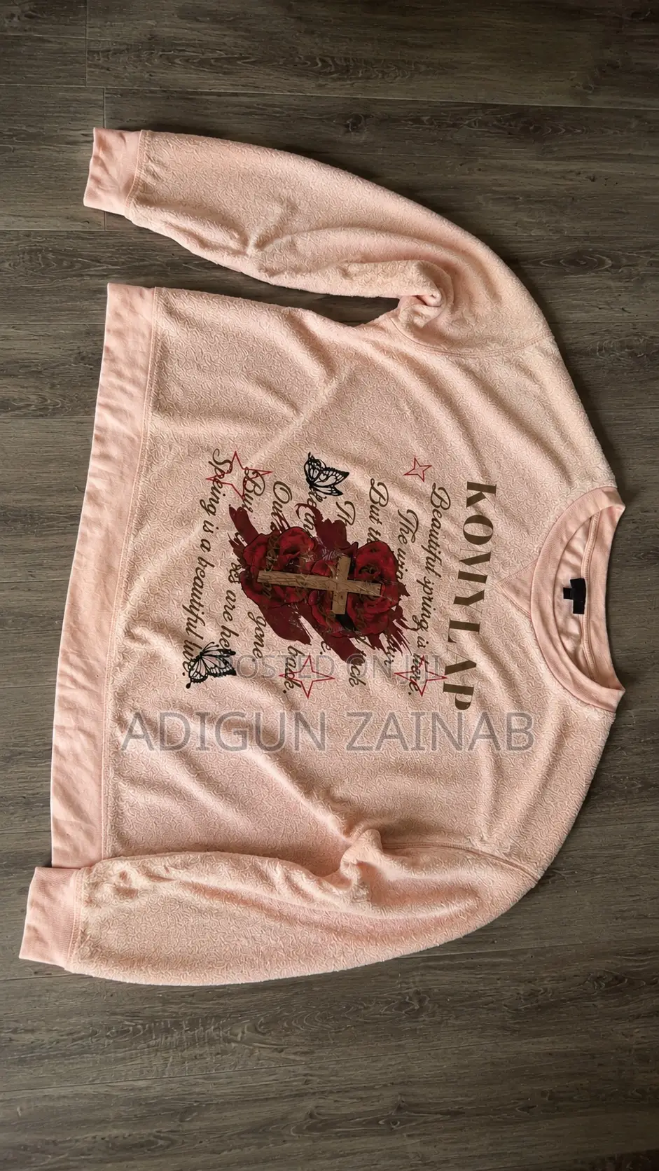 Sweatshirt