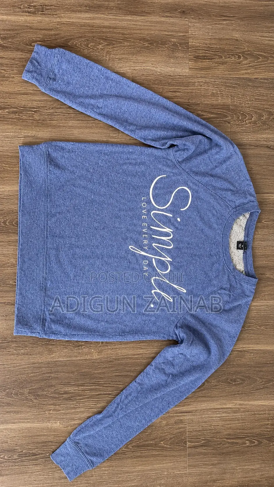 Sweatshirt