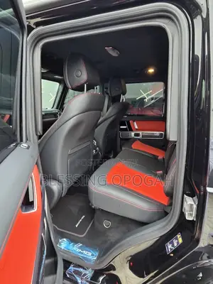 New Mercedes-Benz G-Class 2025 Black