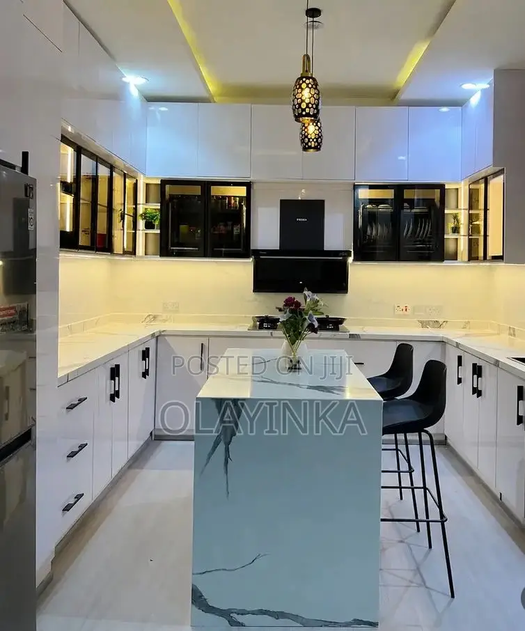 Modern Kitchen Cabinet