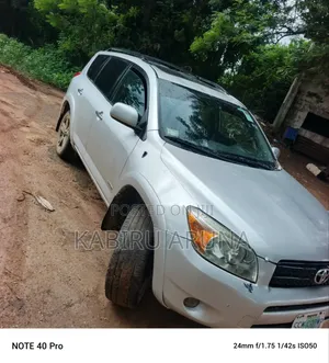 Toyota RAV4 2006 Silver