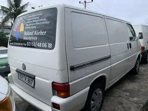 Volkswagen Transporter 2010 White