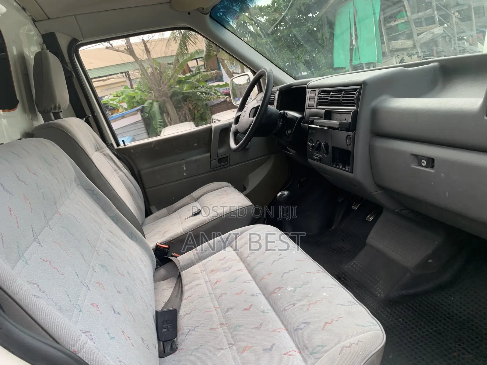 Volkswagen Transporter 2010 White