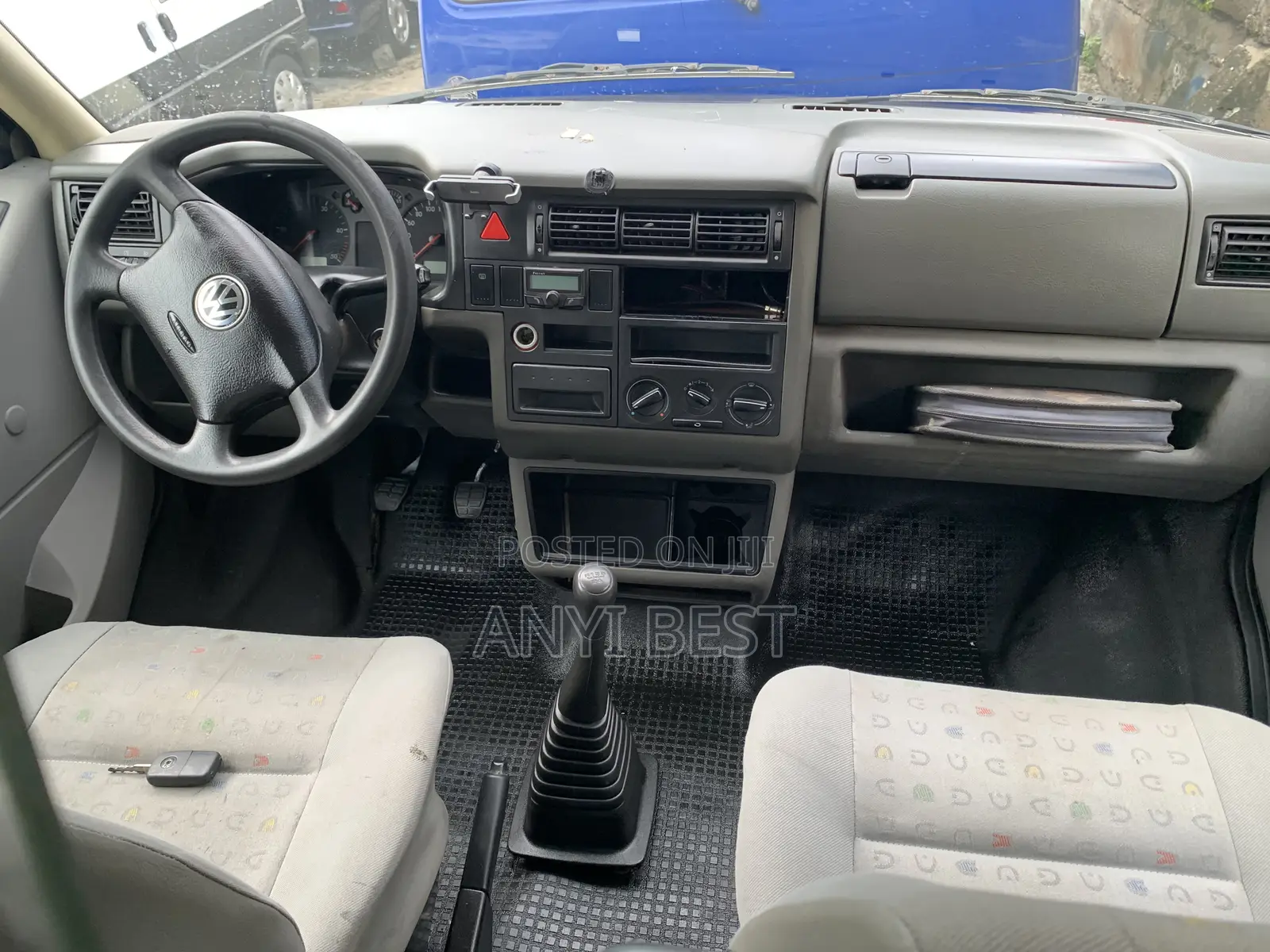 Volkswagen Transporter 2005 Blue