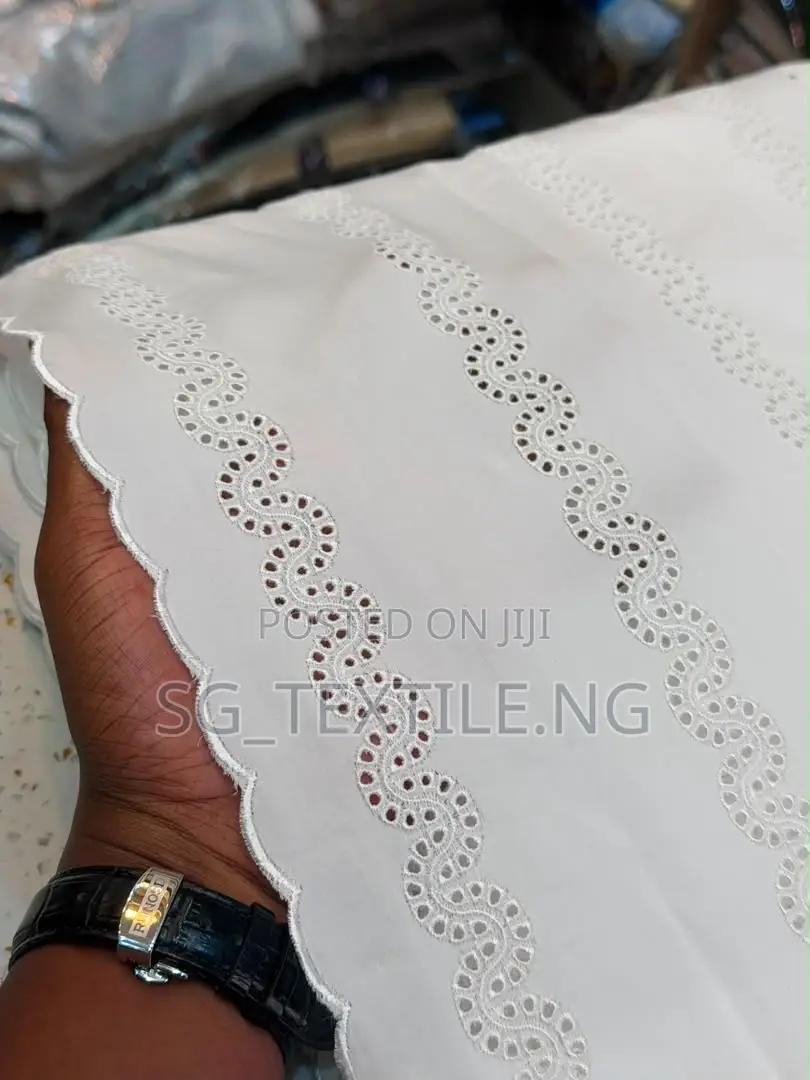 Royal CrestMen Lace