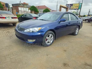 Toyota Camry 2005 Blue