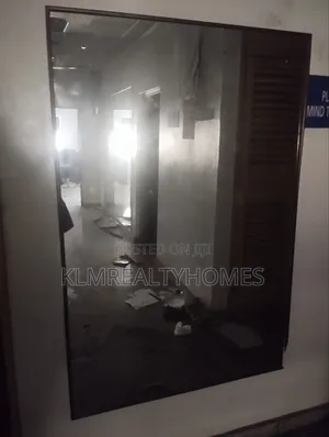 4 by 6 Thick Mirror