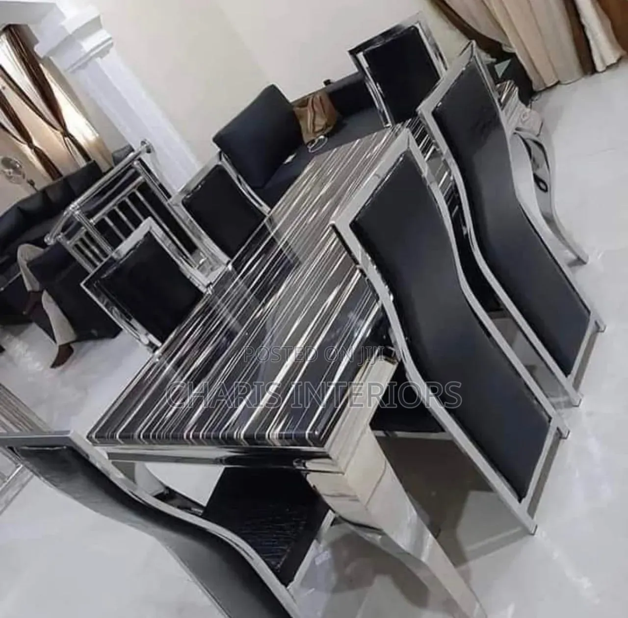 Unique Dinning Set
