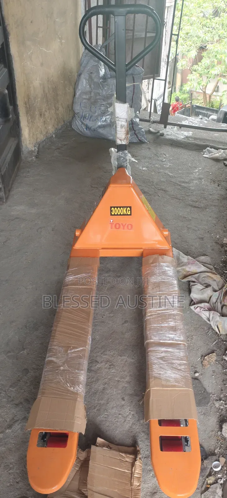 Hand/Hydraulic Pallet Jack