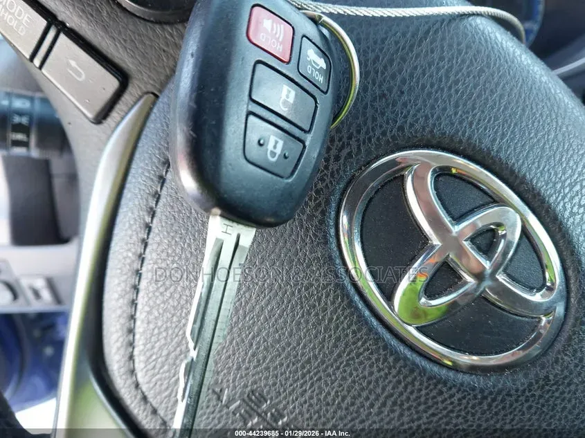 Toyota Corolla 2015 Blue