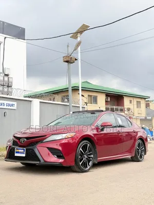 Toyota Camry 2018 Red