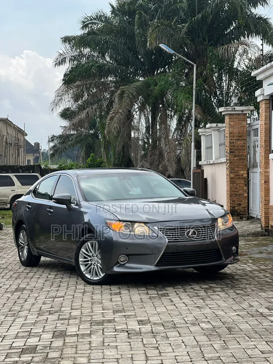 Lexus ES 2013 Gray