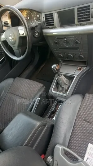 Opel Signum 2005 Black