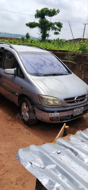 Opel Zafira 2001 Silver