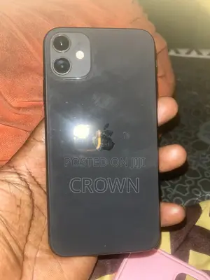 Apple iPhone 11 64 GB Black