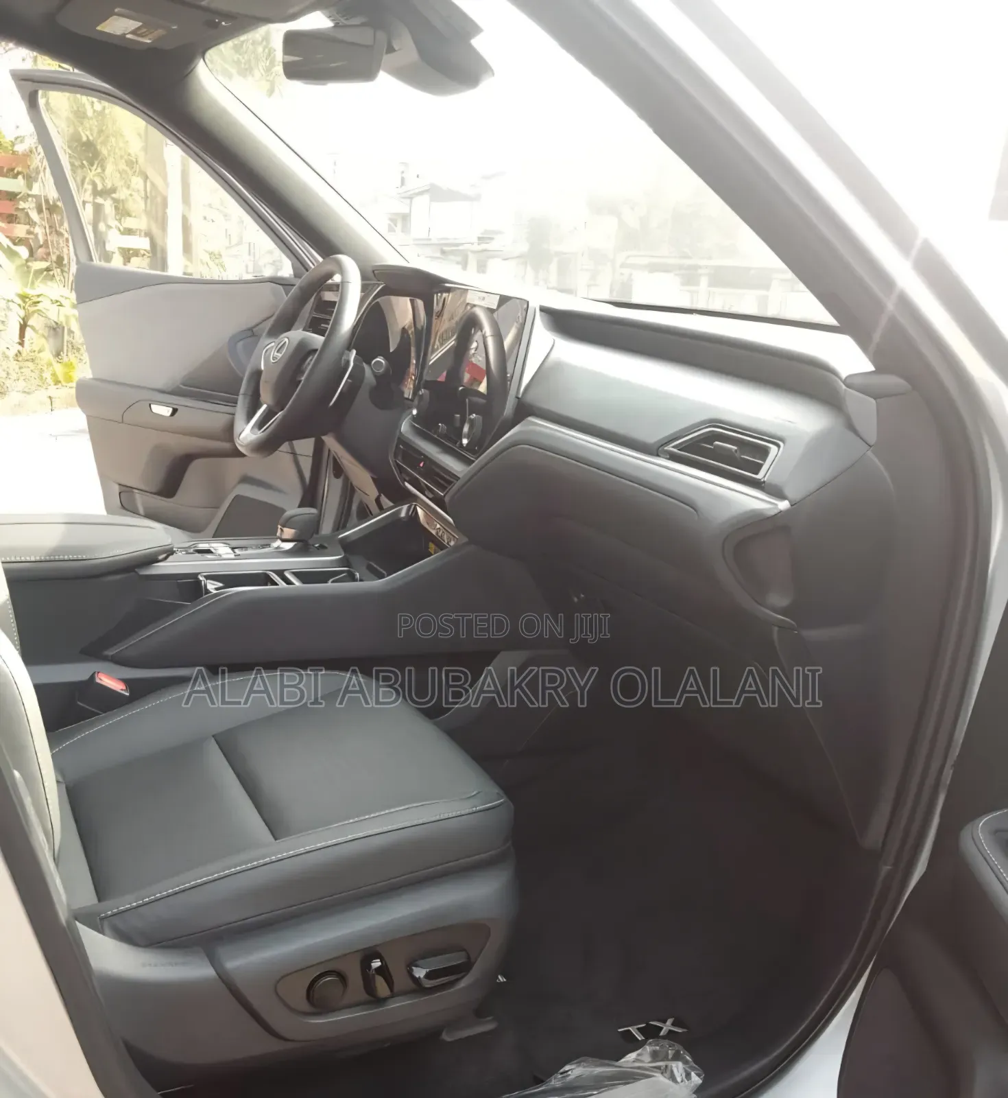 Lexus TX 2025 Silver