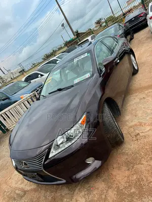 Lexus ES 2013 Brown