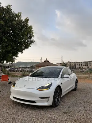 Tesla Model 3 2023 White
