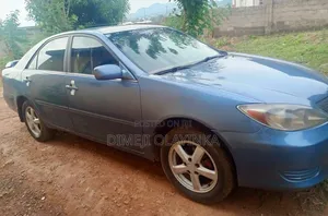 Toyota Camry 2005 Blue