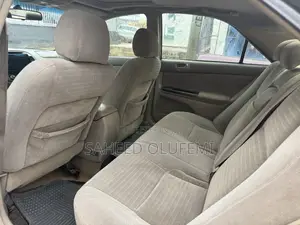 Toyota Camry 2005 Gray