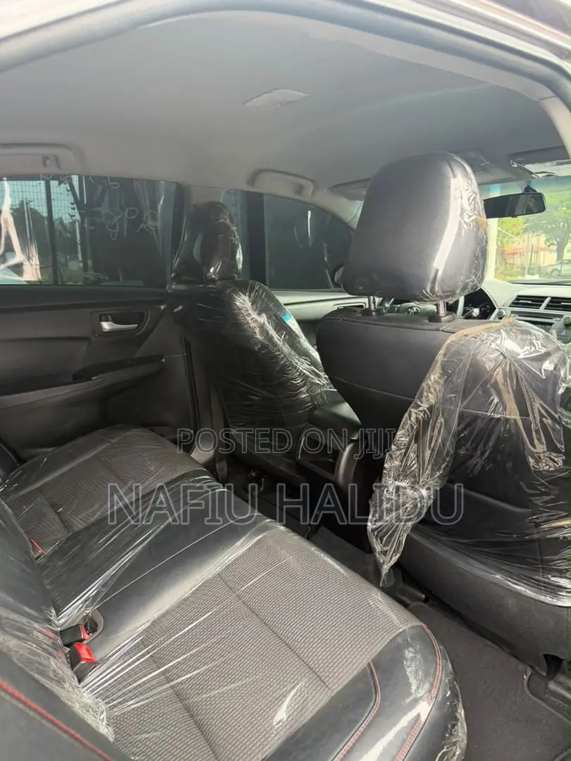 Toyota Camry 2017 Gray