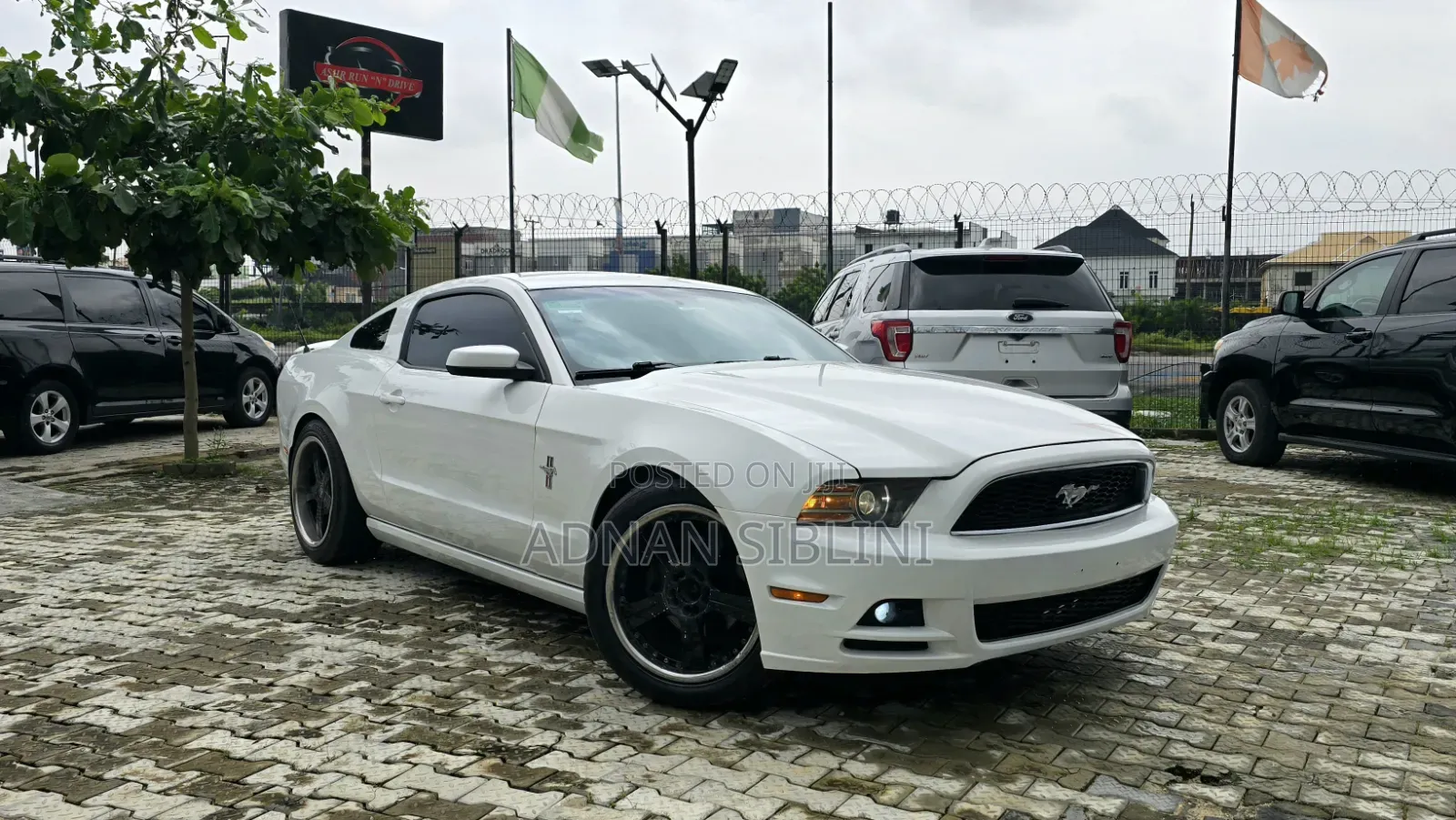 Ford Mustang 2015 White